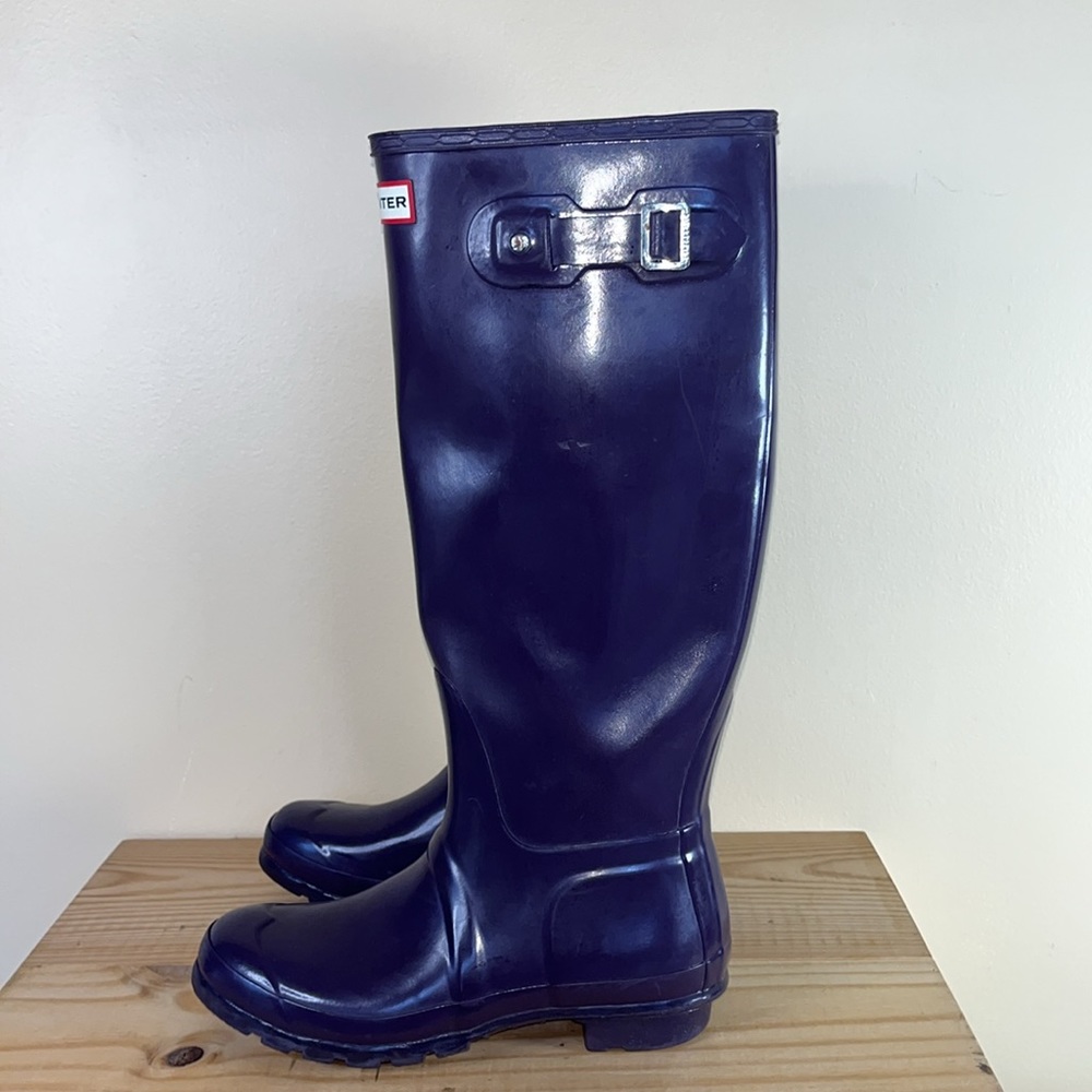 Hunter Rubber Knee-High Tall Gloss Rain Boots - Picture 6 of 15